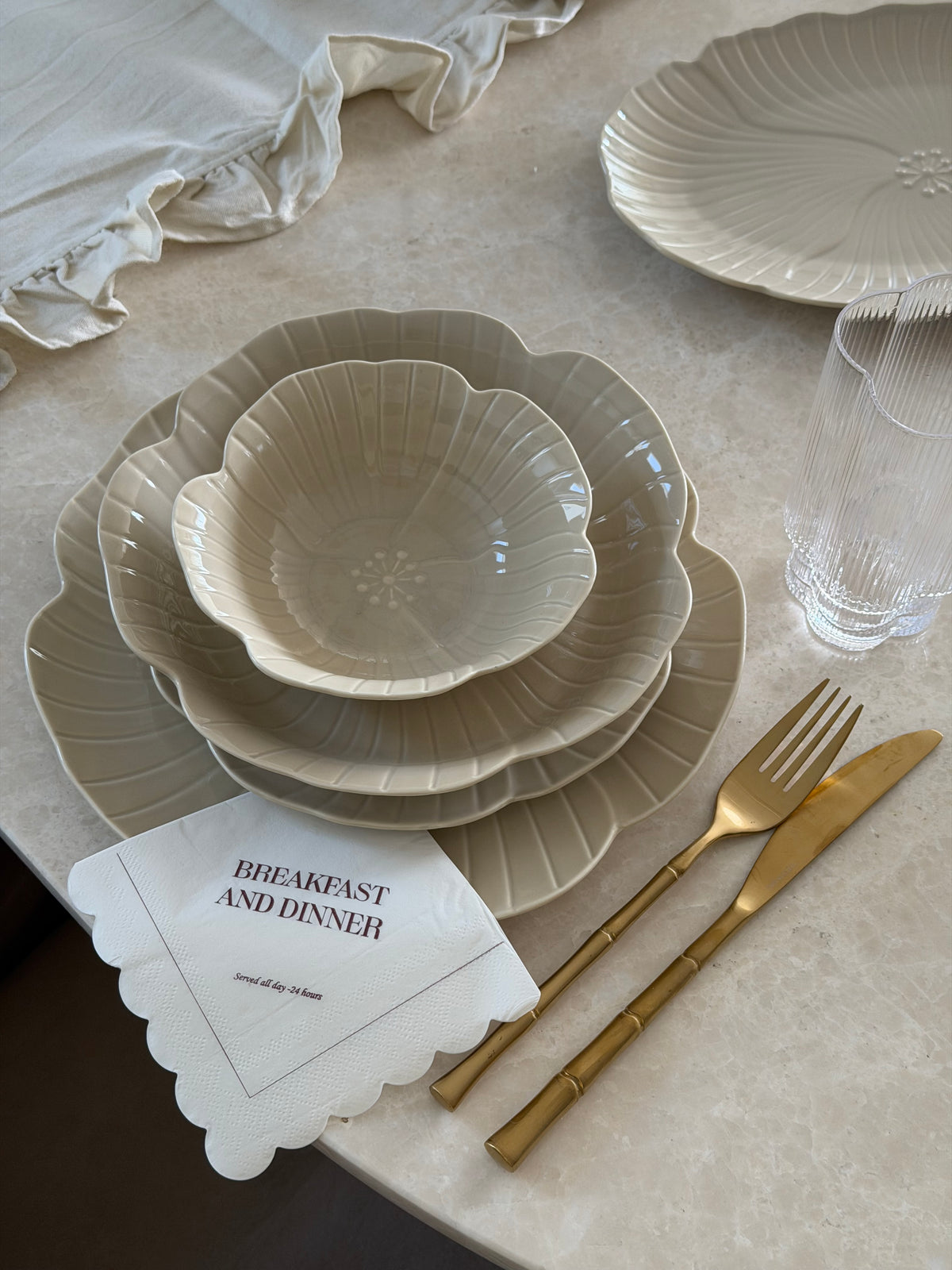 Bricard Florange Dinerset Taupe – 27-Delig Porseleinen Serviesset voor 6 Personen